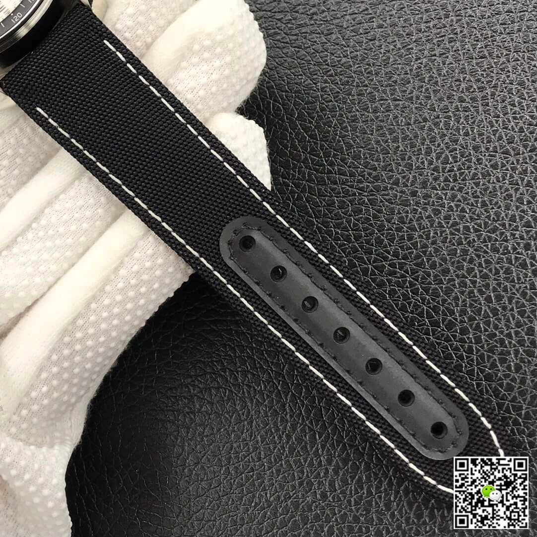 Omega Speedmaster Snoopy Award 311.32.42.30.04.003 OM Factory 1:1 Best Edition Replica Watch V2 Black Strap